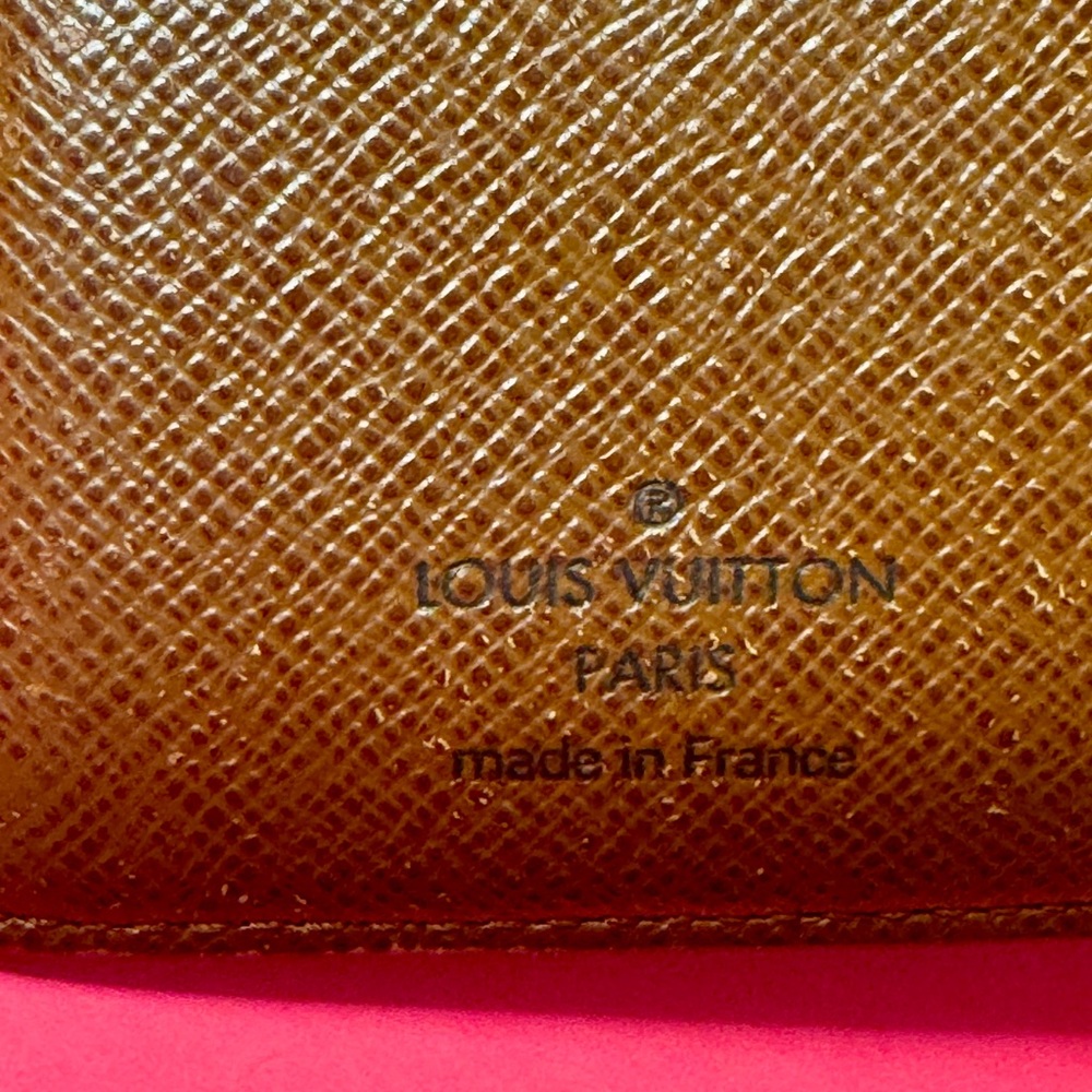 Louis Vuitton the Kisslock Brown Monograms Wallet - Picture 5 of 13